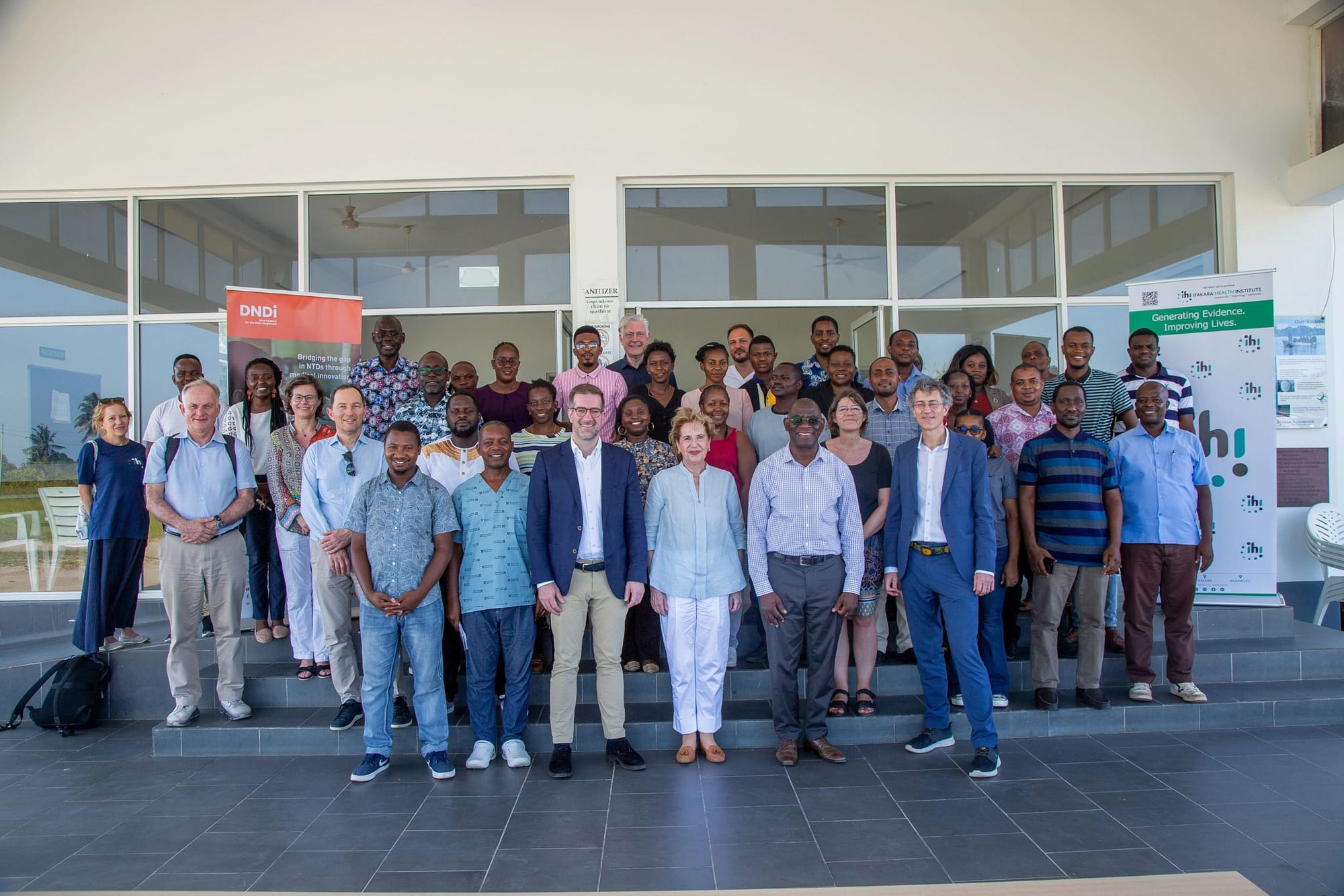 Group photo of participants from workshop
