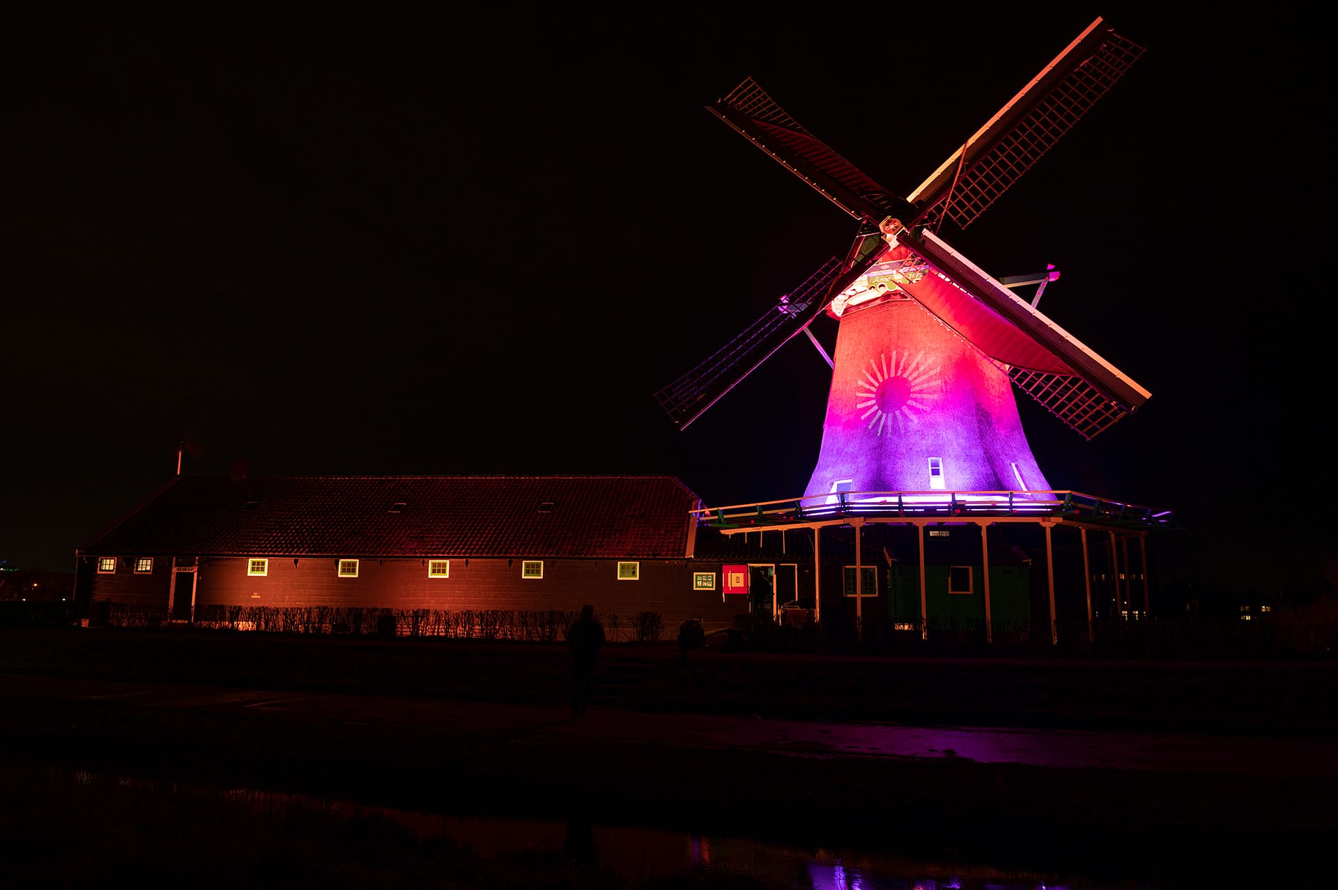 Old Mill de Zoeker, Zaanstad, Netherlands by Ron Koffeman